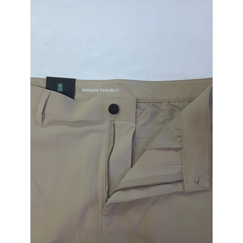 Banana Republic Mens Flat Front Performance Pants Tan Beige 34x34 (36x34) NEW - Picture 10 of 11